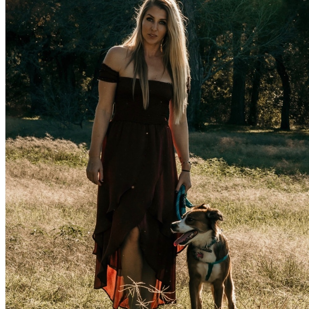 Meet your Posher, Roxanne